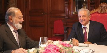 AMLO y Carlos Slim comen en Palacio; reunión duró tres horas