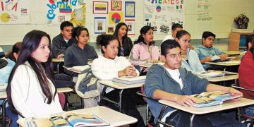 En Oaxaca, estudiantes zapotecas del TecNM desarrollan aspas para aerogeneradores con cáscara de coco