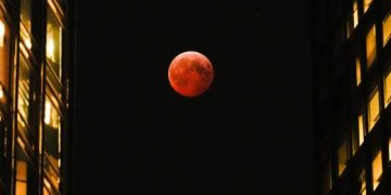 Cancún listo para observar la ‘Luna de Sangre’