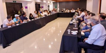 Imoveqroo dialoga con Coparmex sobre MOBI