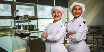 Apuestan en la Uqroo por la hotelería