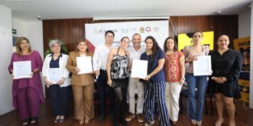 SEDE e IMPI entregan 52 registros de marca para fortalecer a MiPyMEs en Quintana Roo