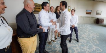 Atiende Gino Segura a hoteleros