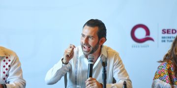 Reconocen legado de Bernardo Cueto al concluir su gestión al frente de Asetur