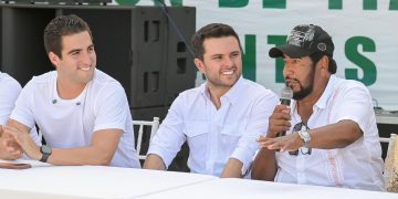 Pablo Bustamante refrenda cercanía con la familia tianguista