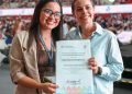 Ana Paty Peralta atestigua reconocimiento a la excelencia académica