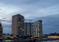 Menor francesa fallece tras caer de edificio en Puerto Cancún