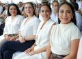 Ana Paty Peralta atestigua aniversario del Día de la Marina Nacional