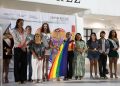 Ana Paty enciende el Mes del Orgullo con iluminación del Palacio Municipal