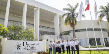 Sedetus y Unicaribe reciben Distintivo de Excelencia