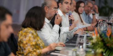 Integra Gino una agenda económica rumbo al futuro