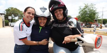 Ana Paty Peralta moderniza la red de semáforos