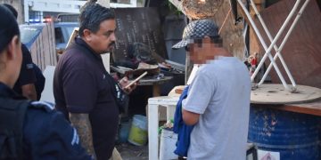 Con empatía, acercan apoyo a personas en situación de calle