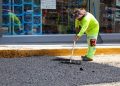 Rehabilitan calles y realizan poda de árboles en la supermanzana 77