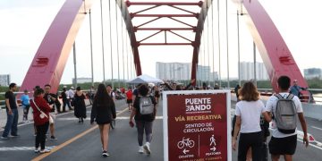 Más de 6 mil personas disfrutaron la primera edición de «PuenteyAndo»