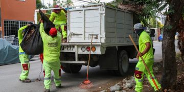 Ayuntamiento responde a la ciudadanía con trabajos de limpieza y bacheo