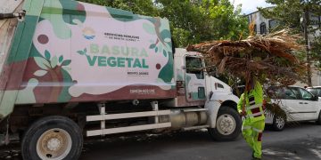 Ayuntamiento refuerza el mantenimiento urbano en Cancún