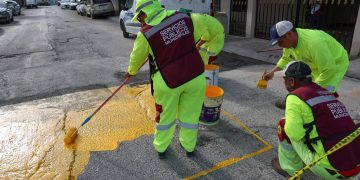 Refuerzan seguridad vial con mantenimiento y rehabilitación de calles en Cancún
