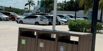 Renuevan 250 módulos de basura en el bulevar Kukulcán