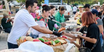 La familia tianguista también transforma Cancún: Pablo Bustamante