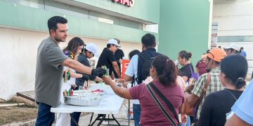 Apoyarnos entre cancunenses y estar cerca cuando más se necesita también nos une como mexicanos: Pablo Bustamante
