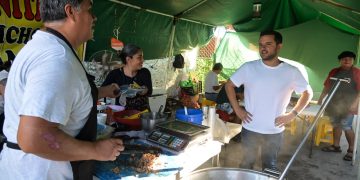 Pablo Bustamante, siempre en territorio y cercano a las y los cancunenses