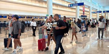 Registra el aeropuerto de Cancún 335 operaciones