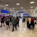 Lluvia intensa despierta a Cancún, pero aeropuerto mantiene operaciones con normalidad