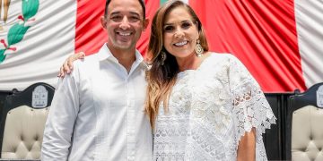 Pablo Gutiérrez participa en la conmemoración de los 52 años de Quintana Roo