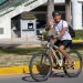 Disfrutan familias del “Paseo Cancunense” en Malecón Tajamar