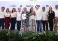 Cumplen Ana Paty Peralta y Mara Lezama a 460 familias con certeza jurídica