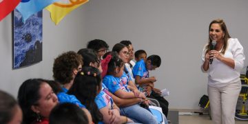 Mara Lezama celebra recuperación de 17 menores operados del corazón