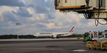 Cancún roza las 400 operaciones aéreas con fuerte presencia internacional